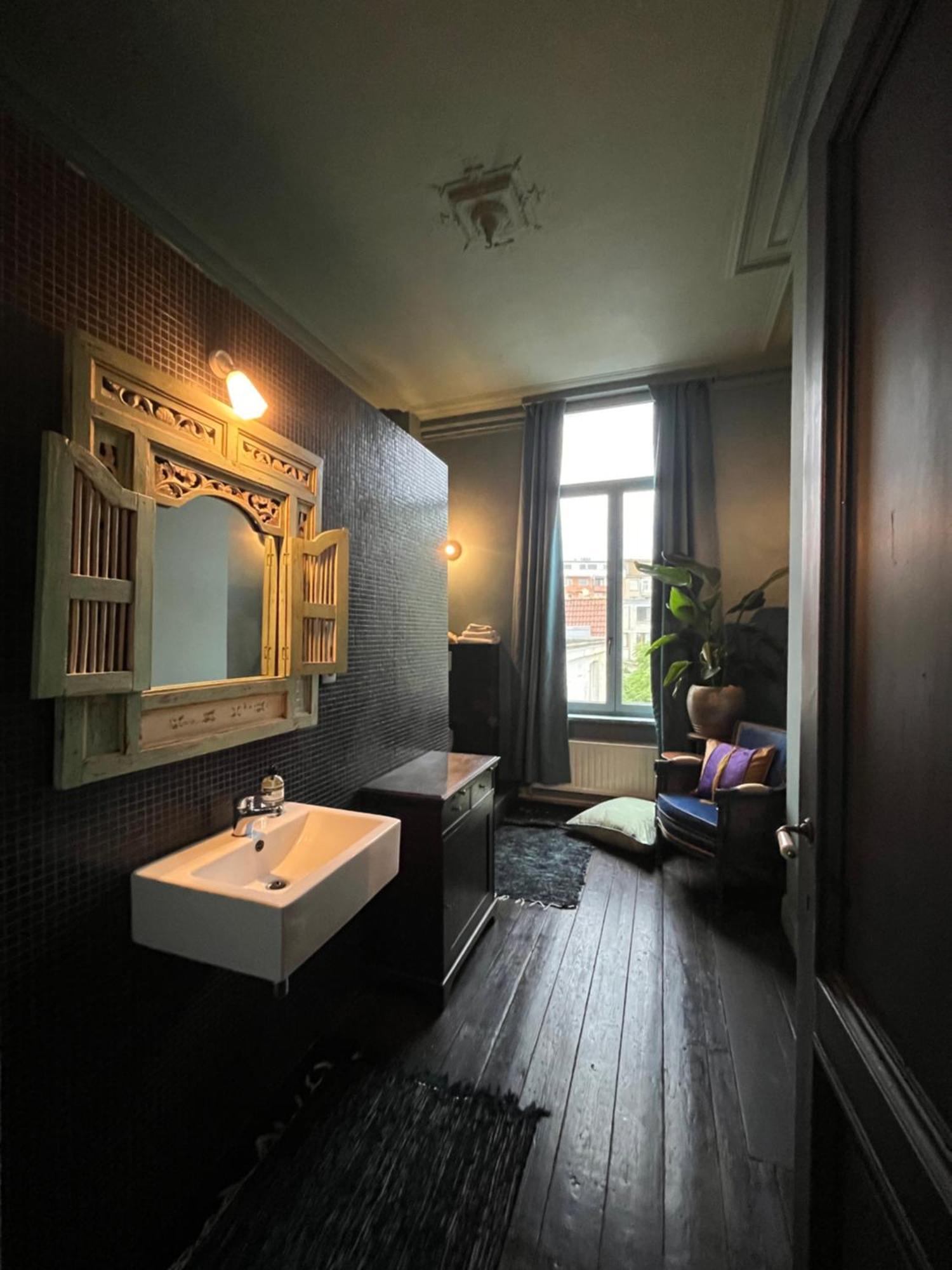 Guesthouse Nights By Morpheus Antwerpia Zewnętrze zdjęcie